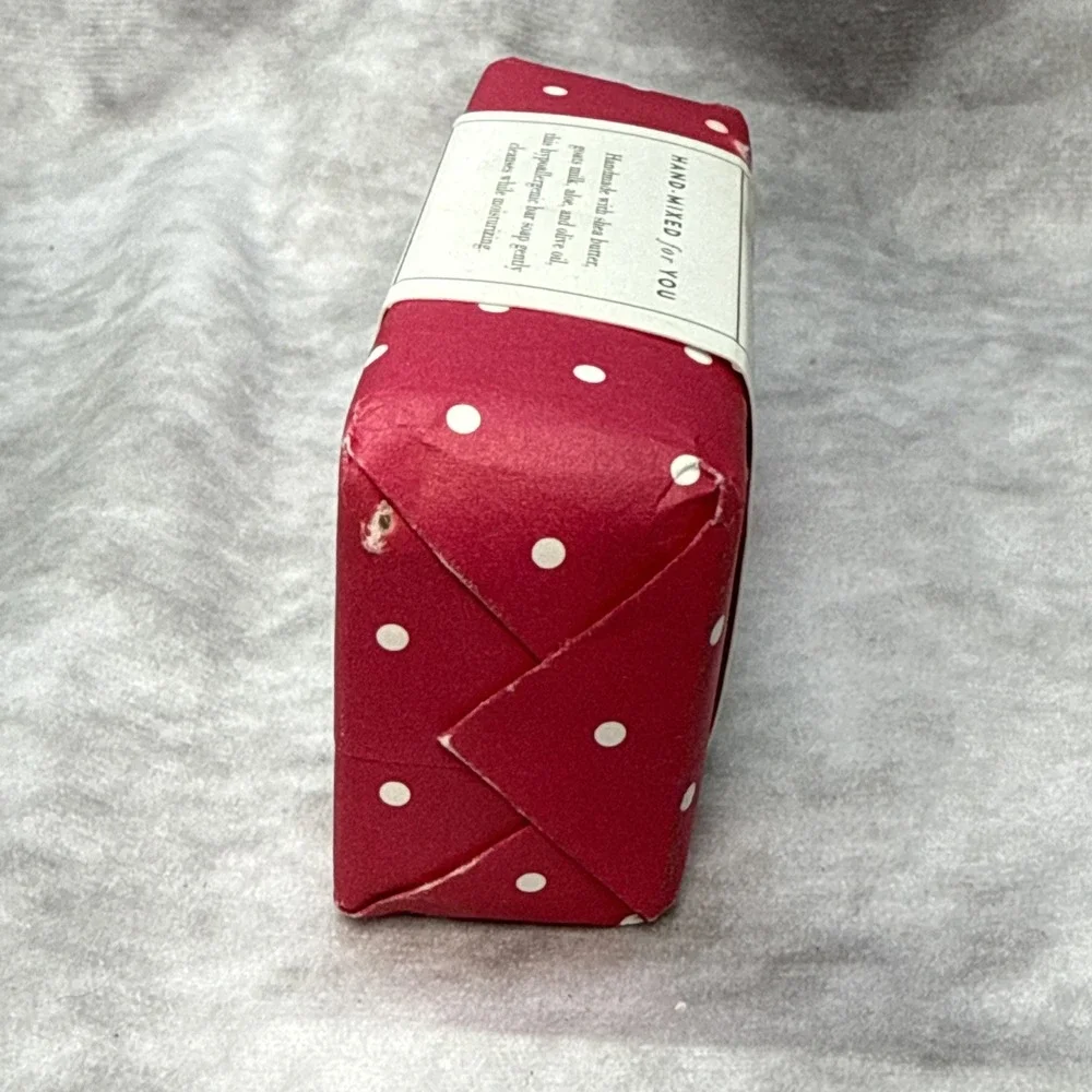 Nora Fleming Retired Dot Soap Hand Crafted Shea Bar Exclusive 5oz Hypoallergenic